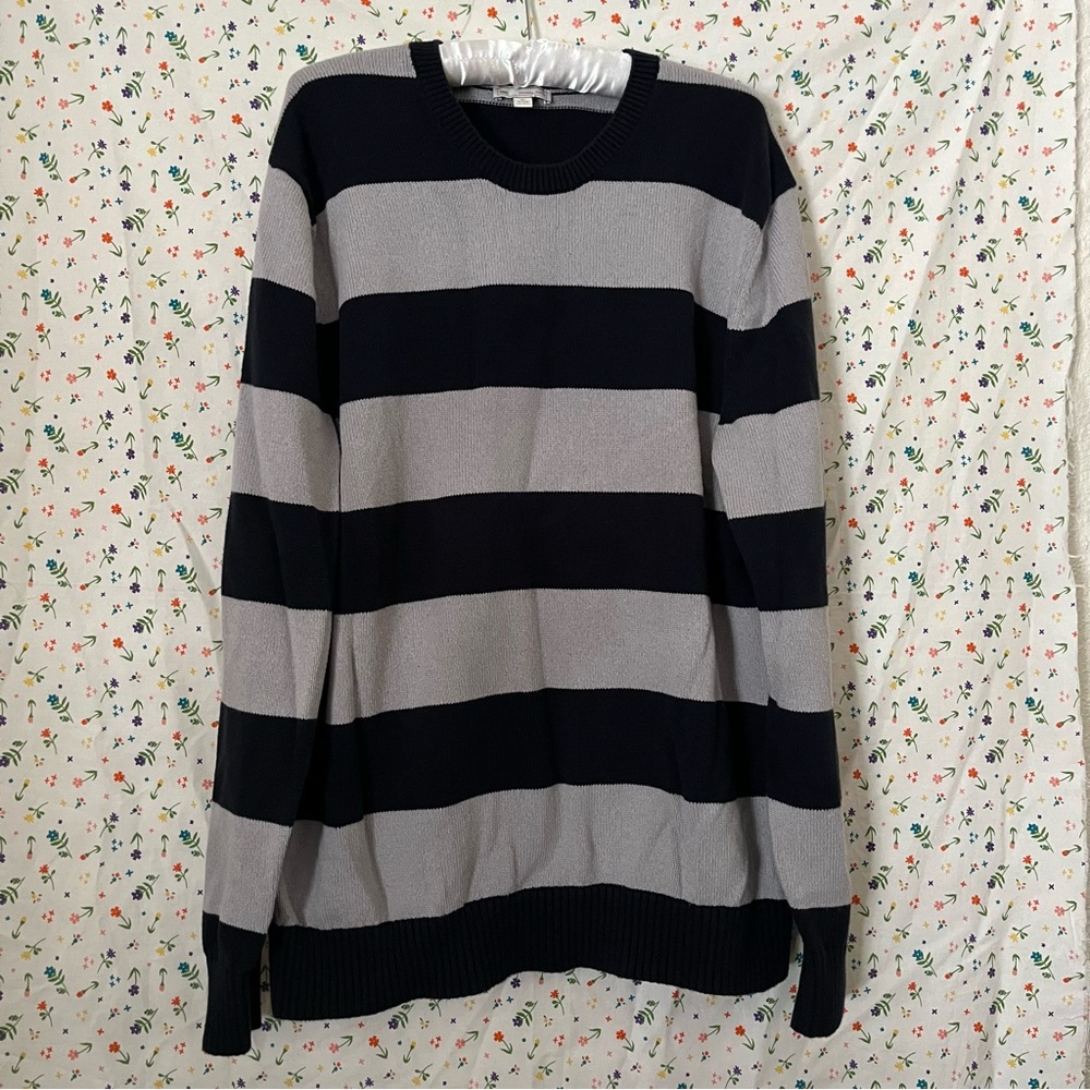 100% cotton Striped Mens Crewneck Heavyweight Sweater from the brand Gap